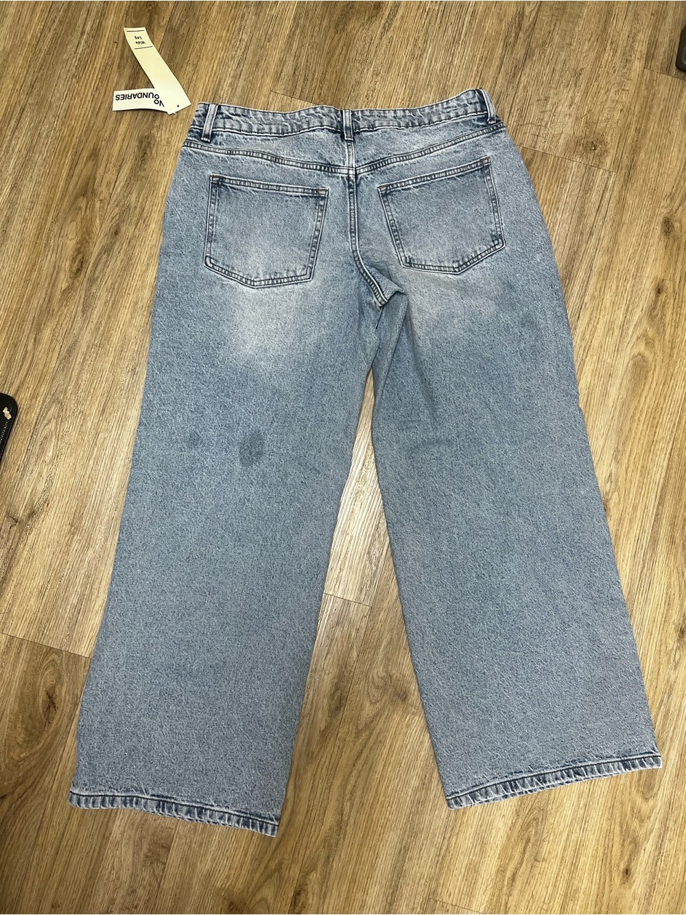 NWT No Boundaries Light Blue Wide-Leg Distressed Jeans - Picture 2 of 3